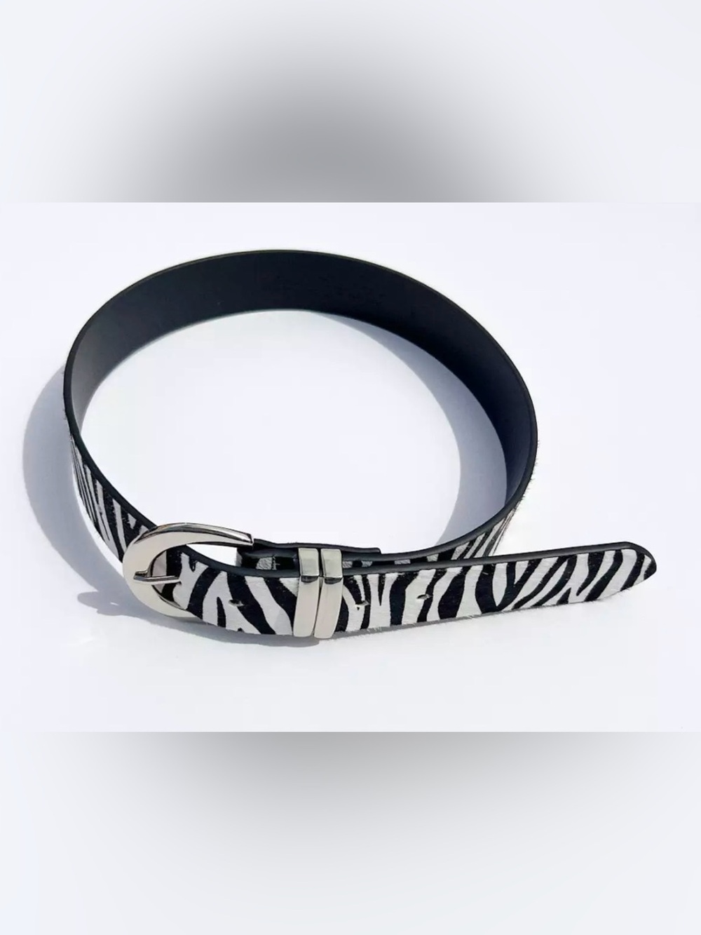 Lisa Says Gah Zebra Print Leather Belt - Black & White